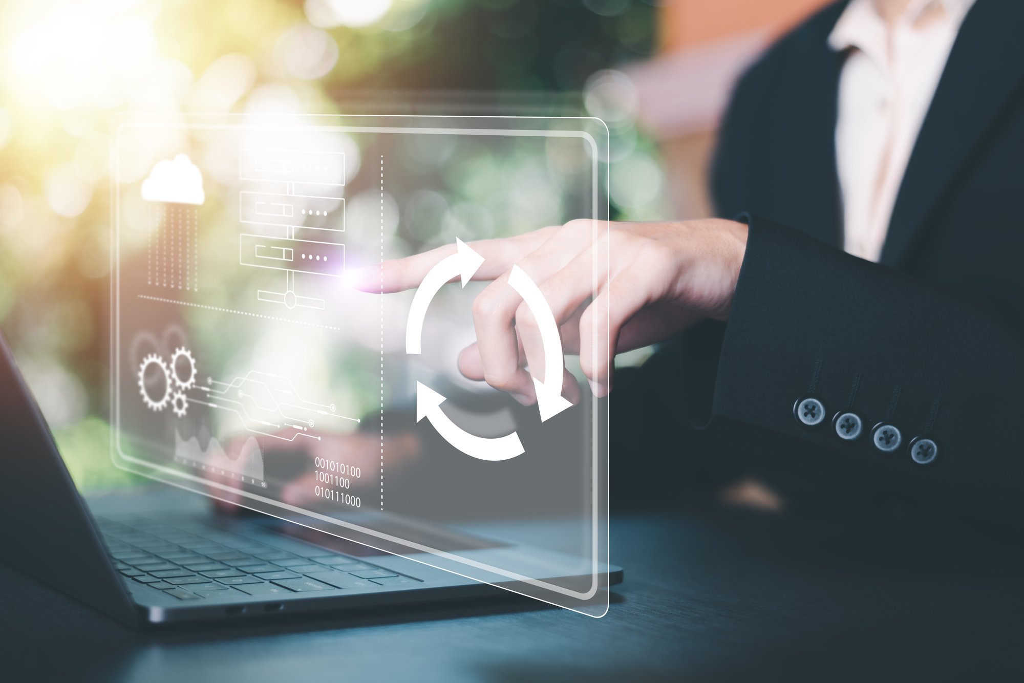 actualizacion-de-software-y-concepto-de-actualizacion-optimizacion-en-la-nueva-version-y-mejora-de-la-seguridad-tecnologia-de-actualizacion-de-hardware-siempre-actualizada-mano-masculina-apuntando-al-icon